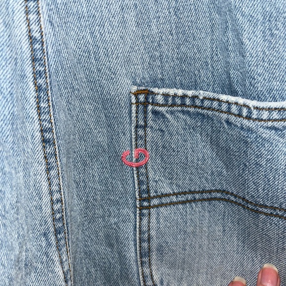 UNIQUE VINTAGE GUESS OVERALLS *HOT PINK STRAPS* - Picture 7 of 9